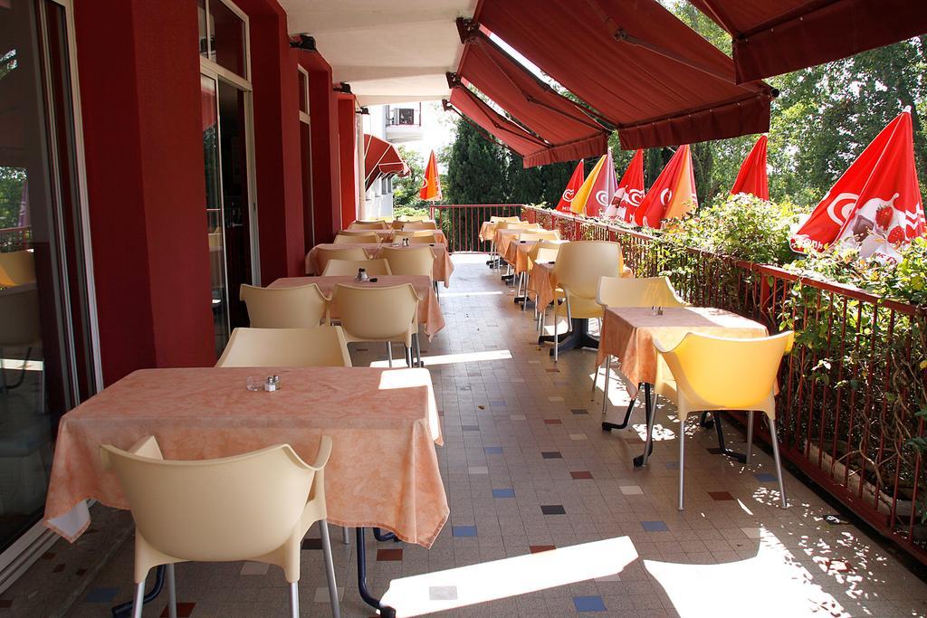 Logis Hotels - Hotel Et Restaurant Le Relais Des Garrigues Grisolles  Стая снимка