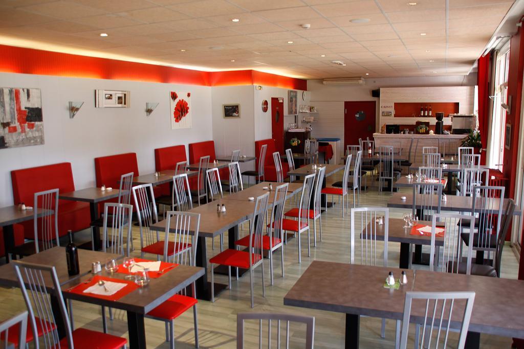 Logis Hotels - Hotel Et Restaurant Le Relais Des Garrigues Grisolles  Стая снимка